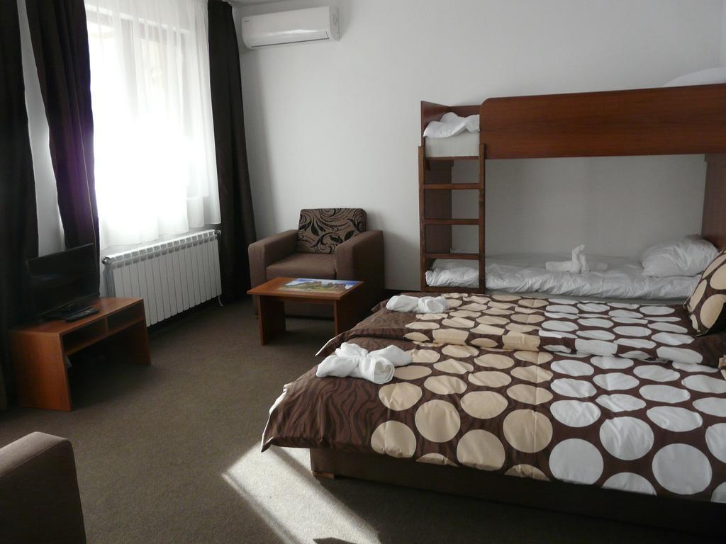 Yuliya Guest House Sapareva Banya Exterior photo