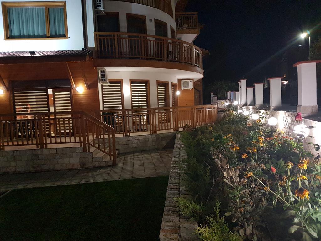 Yuliya Guest House Sapareva Banya Exterior photo