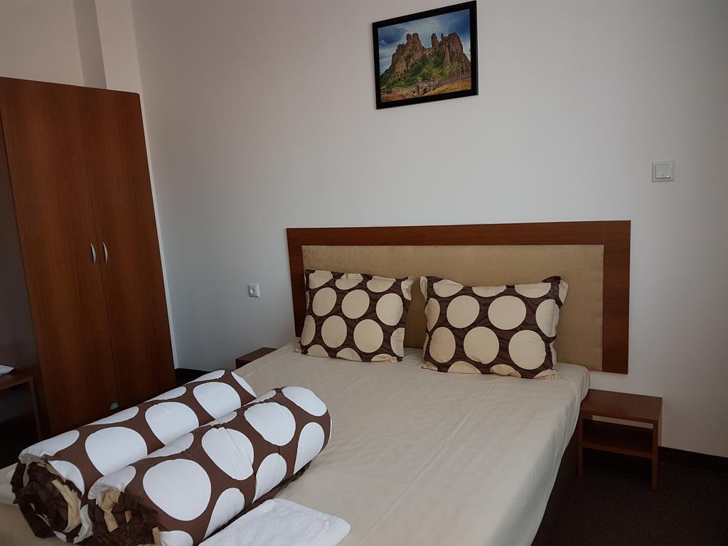 Yuliya Guest House Sapareva Banya Exterior photo