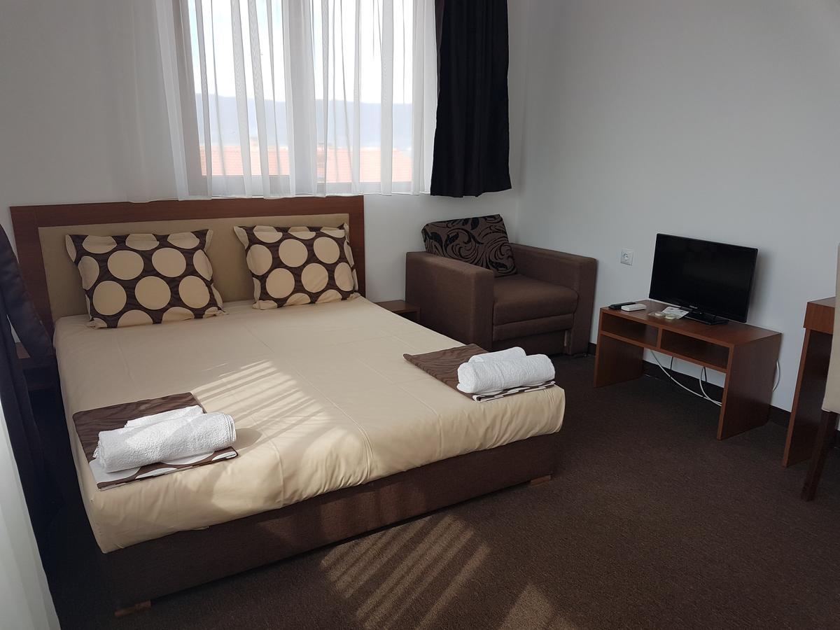 Yuliya Guest House Sapareva Banya Exterior photo